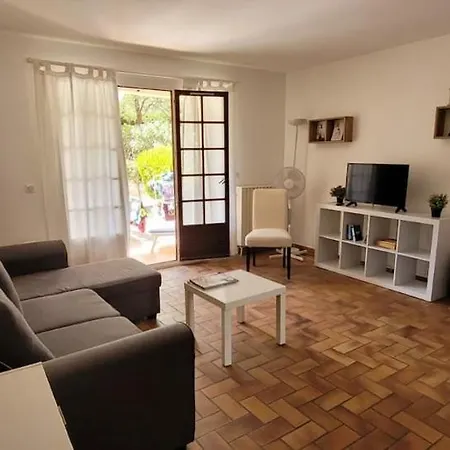 Apartment Proche Yourhostehelper *